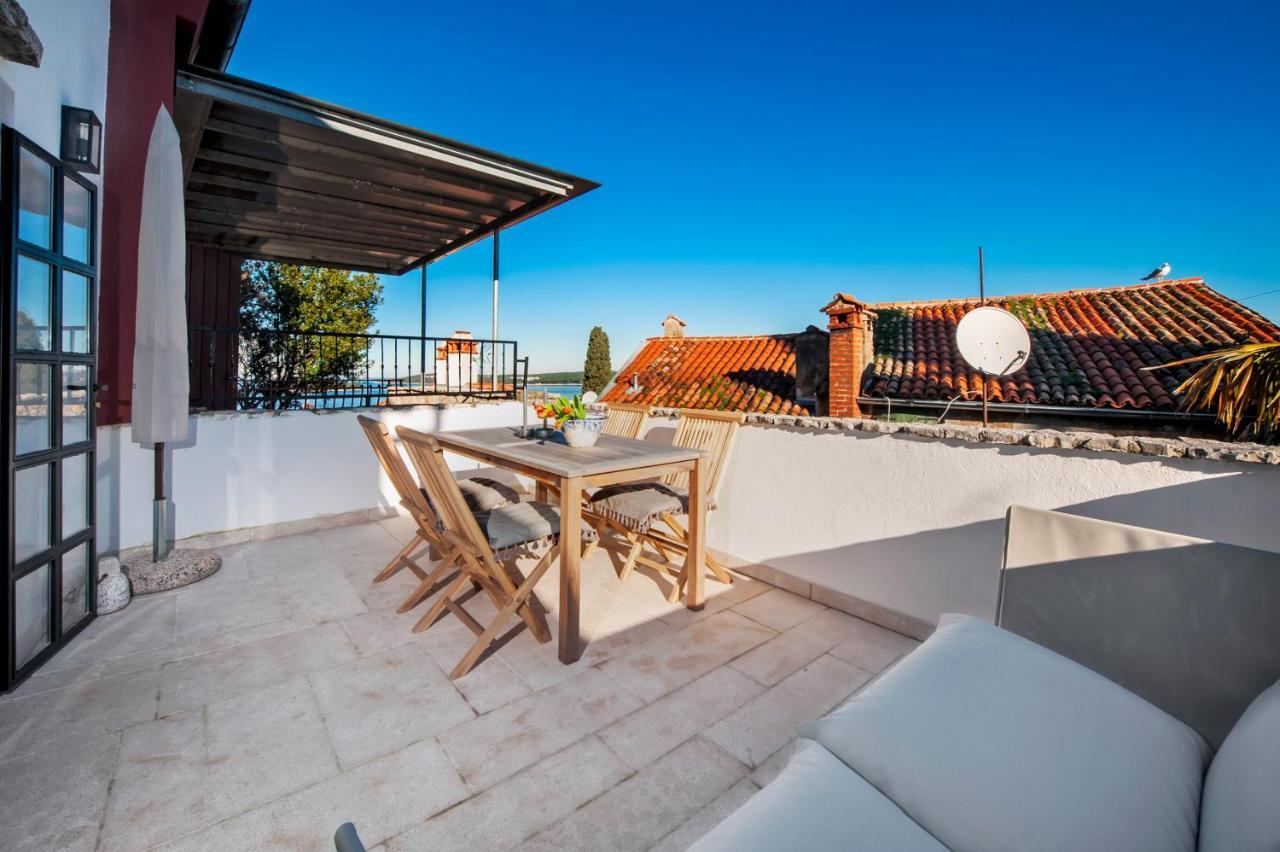 Monte Sea View Residence 로비니 외부 사진
