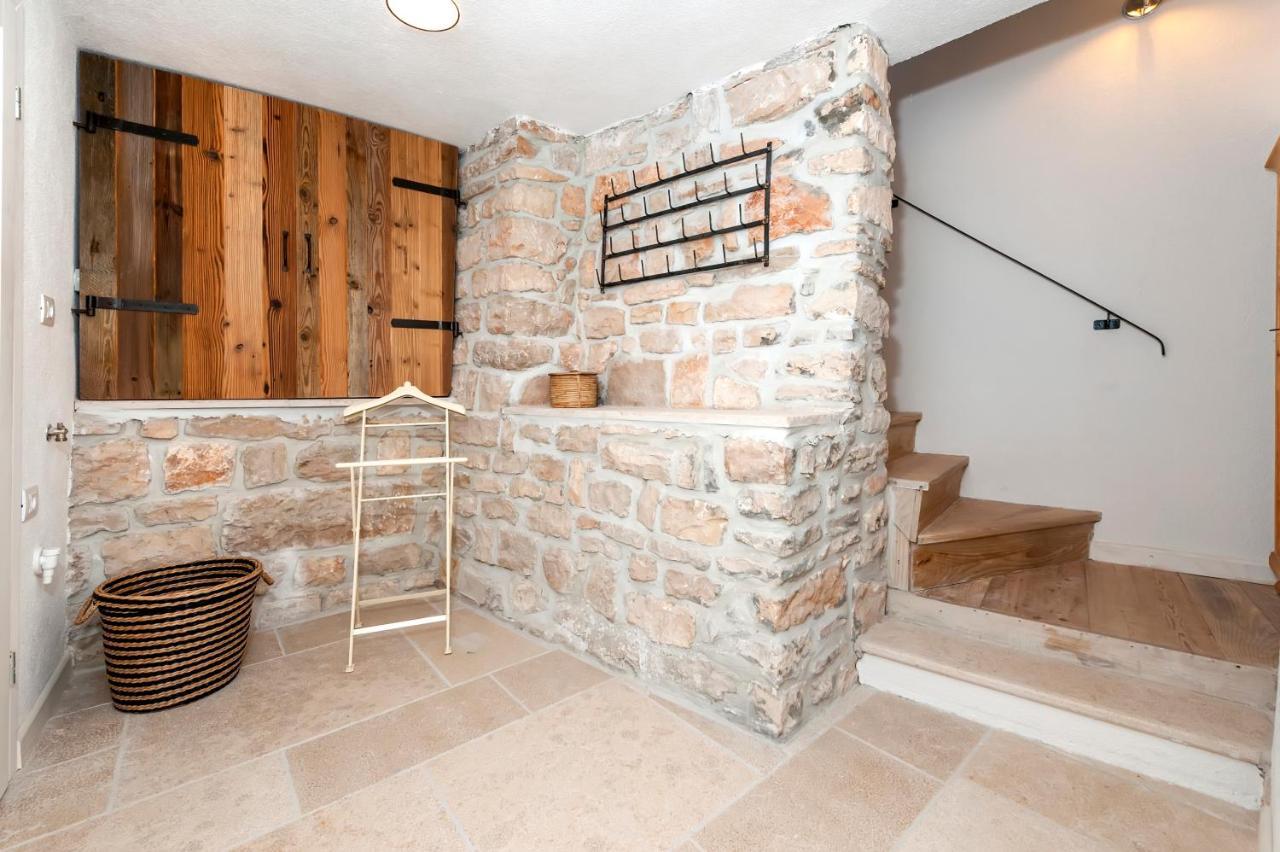 Monte Sea View Residence 로비니 외부 사진